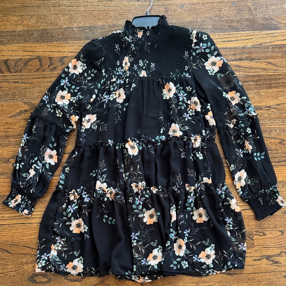 Vici floral Dress size M